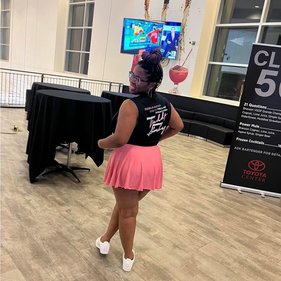 Meet your Posher, Reisha - Picture 2 of 3